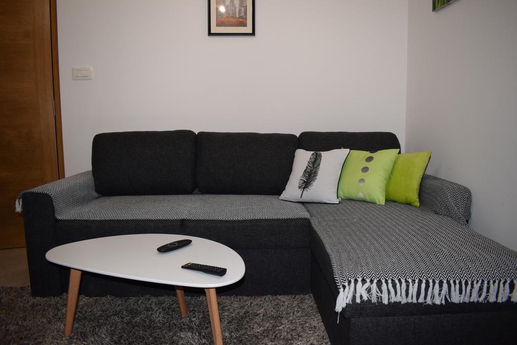 Apartment Fini 티바트 외부 사진